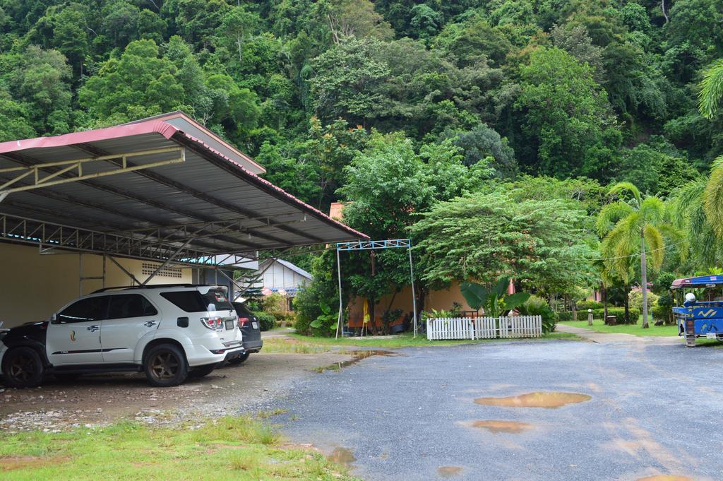 Rim Khao Resort Koh Lanta Exterior photo